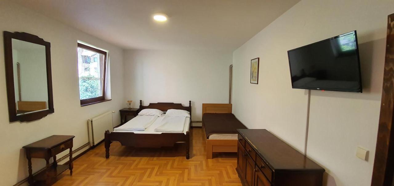 Hotel Dijamant ซลาตีบอร์ ภายนอก รูปภาพ